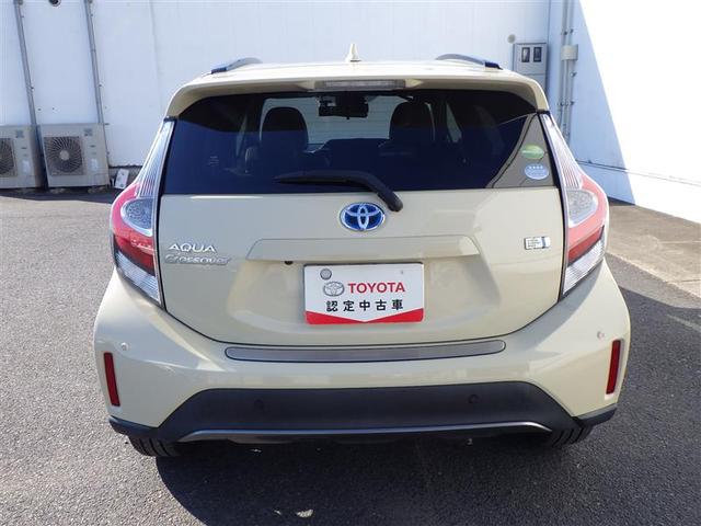 アクア クロスオーバー　グラム　セキュリティアラーム　ＤＶＤ再生　ＬＥＤヘッドランプ　バックカメラ　ワンオーナー　メモリーナビ　ＥＴＣ　ドラレコ　アルミ　ナビ＆ＴＶ　横滑り防止　キーレス　エアバック　オートエアコン　ＡＢＳ（17枚目）