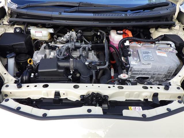 アクア クロスオーバー　グラム　セキュリティアラーム　ＤＶＤ再生　ＬＥＤヘッドランプ　バックカメラ　ワンオーナー　メモリーナビ　ＥＴＣ　ドラレコ　アルミ　ナビ＆ＴＶ　横滑り防止　キーレス　エアバック　オートエアコン　ＡＢＳ（22枚目）