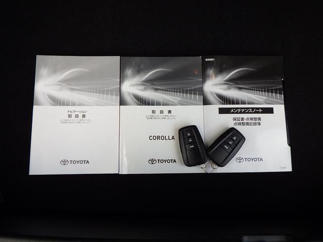 カローラ ハイブリッド　ダブルバイビー　衝突軽減システム　ＥＴＣ付き　フルセグテレビ　ＤＶＤ　ＬＥＤランプ　パワーウィンドウ　バックモニタ　キーレスエントリー　ＡＡＣ　エアバッグ　メディアプレイヤー接続　オートクルーズコントロール　ＡＢＳ（39枚目）