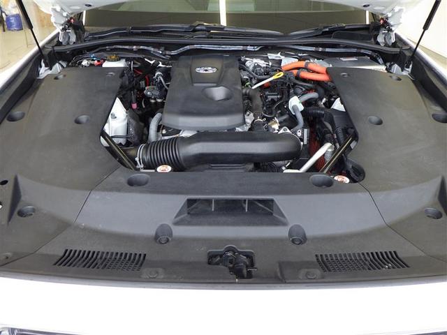 クラウンハイブリッド Ｓ　Ｃパッケージ　衝突軽減Ｂ　盗難防止システム　ワンオーナ　エアバッグ　クルコン　Ｂカメラ　ＬＥＤヘッドライト　フルセグＴＶ　ＡＣ１００Ｖ電源　スマートキー＆プッシュスタート　パワーシート　メモリーナビゲーション（23枚目）