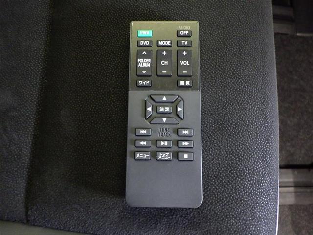 ノア ハイブリッドＳｉ　ダブルバイビーＩＩＩ　地デジ　バックモニター　両側ＰＳＤ　ＬＥＤ　ナビ＆ＴＶ　ＤＶＤ　横滑り防止装置　アルミホイール　スマキー　エアバッグ　クルコン　ＡＣ　３列シート　ドライブレコーダー　キーフリー　１オ－ナ－　ＥＴＣ（7枚目）