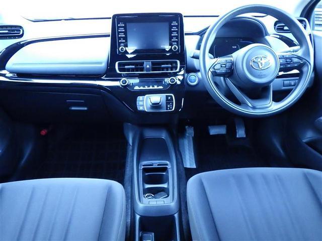 アクア Ｘ　踏み間違い防止　１００Ｖ　イモビ　点検記録簿　ＬＥＤヘッドライト　スマートキー　横滑り防止機能　キーレスエントリー　オートクルーズ　オートエアコン　元試乗車　カーテンエアバッグ　パワーステアリング（6枚目）