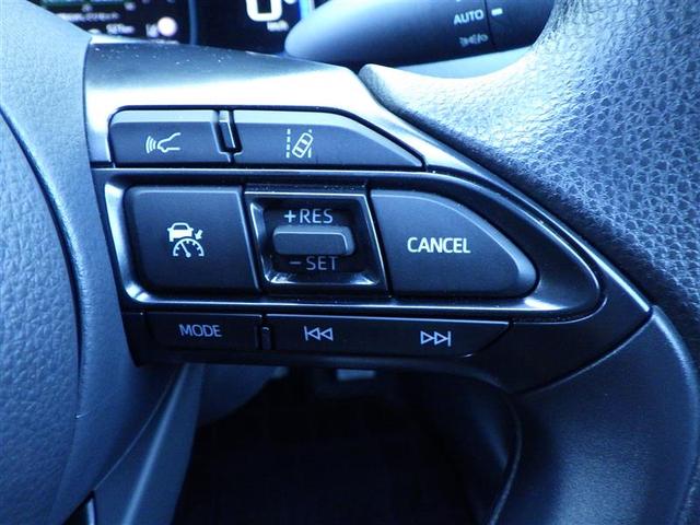 アクア Ｘ　踏み間違い防止　１００Ｖ　イモビ　点検記録簿　ＬＥＤヘッドライト　スマートキー　横滑り防止機能　キーレスエントリー　オートクルーズ　オートエアコン　元試乗車　カーテンエアバッグ　パワーステアリング（31枚目）