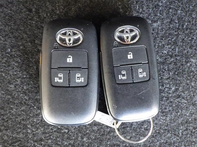 ルーミー Ｇ－Ｔ　Ｂカメラ　ＬＥＤライト　ウォークスルー　両側自動ドア　オートエアコン　イモビライザー　スマートキー　メディアプレイヤー接続　ワンセグＴＶ　横滑り防止　Ａ－ＳＴＯＰ　キーフリーシステム　ワンオーナー車（41枚目）