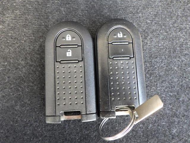 パッソ X LパッケージS 衝突回避支援ブレーキ機能 横滑り防止機能 Iストップ 盗難防止システム スマトキー Wエアバック AUX ワンセグTV ドライブレコーダー オートエアコン ナビTV エアバッグ キーフリー ABS(21枚目)