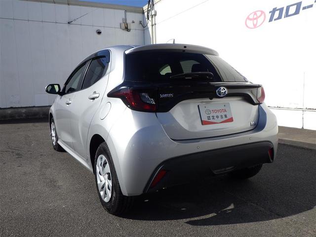 ヤリス ハイブリッドＧ　サイドエアバッグ　スマートキ　ナビ　Ｂモニター　ＥＴＣ車載器　横滑り防止装置　クルコン　セキュリティアラーム　メディアプレイヤー接続　パワステ　メモリーナビゲーション　キーフリー　オートエアコン（15枚目）