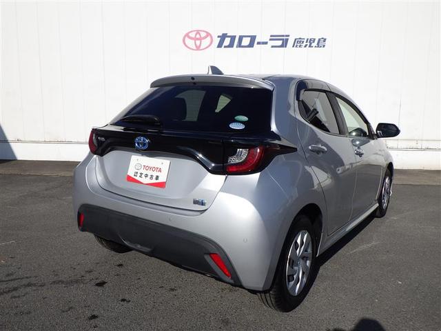 ヤリス ハイブリッドＧ　サイドエアバッグ　スマートキ　ナビ　Ｂモニター　ＥＴＣ車載器　横滑り防止装置　クルコン　セキュリティアラーム　メディアプレイヤー接続　パワステ　メモリーナビゲーション　キーフリー　オートエアコン（17枚目）