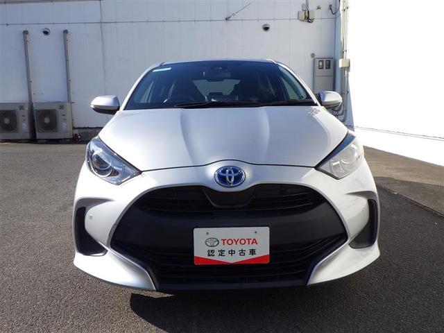 ヤリス ハイブリッドＧ　サイドエアバッグ　スマートキ　ナビ　Ｂモニター　ＥＴＣ車載器　横滑り防止装置　クルコン　セキュリティアラーム　メディアプレイヤー接続　パワステ　メモリーナビゲーション　キーフリー　オートエアコン（20枚目）