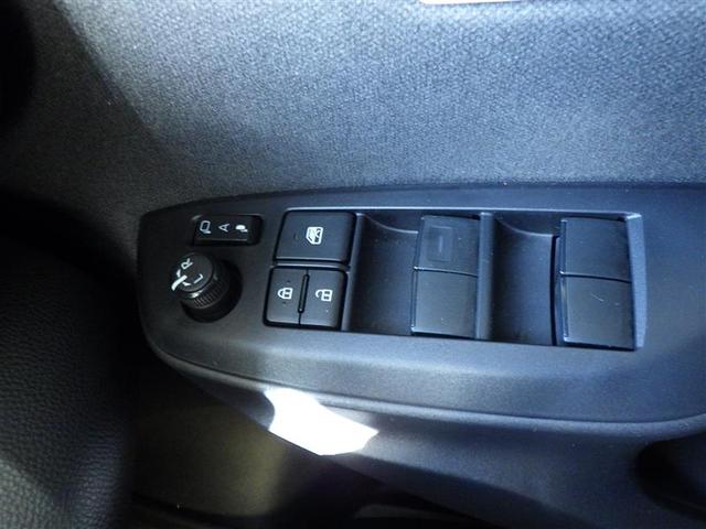 ヤリス ハイブリッドＧ　サイドエアバッグ　スマートキ　ナビ　Ｂモニター　ＥＴＣ車載器　横滑り防止装置　クルコン　セキュリティアラーム　メディアプレイヤー接続　パワステ　メモリーナビゲーション　キーフリー　オートエアコン（31枚目）