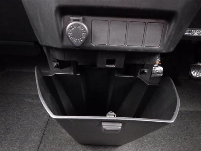 タンク カスタムＧ－Ｔ　スマキ－　地上デジタル　アルミホイル　踏み間違い防止装置　両側電動ドア　ＬＥＤヘッドライト　クルコン　リアカメラ　横滑り防止装置　ＥＴＣ　ウォークスルー　キーレス　ドライブレコーダー　ＴＶナビ　ＤＶＤ（25枚目）