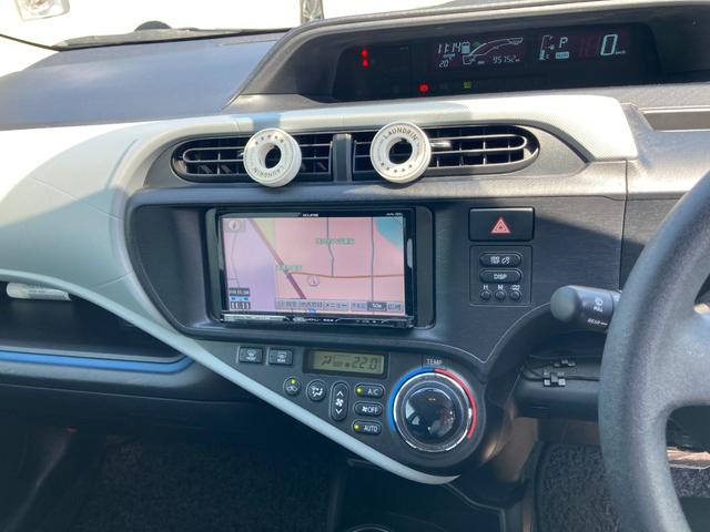 アクア Ｓ　ナビ　フルセグＴＶ　ＥＴＣ　スマートキープッシュスタート　フロアＡＴ　Ｗエアバッグ　ＡＢＳ　ＡＣ／ＰＳ／ＰＷ　ハイブリッド車（24枚目）