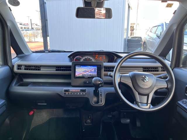 ワゴンＲ ハイブリッドＦＸ　シートヒーター　Ｂｌｕｅｔｏｏｔｈ　障害物センサー　デュアルセンサーブレーキＳ　シートヒーター付　リアセンサー　ＥＳＰ　ナビ　エネチャージ　キーフリー　Ｗエアバック　フルオートエアコン　盗難防止（10枚目）