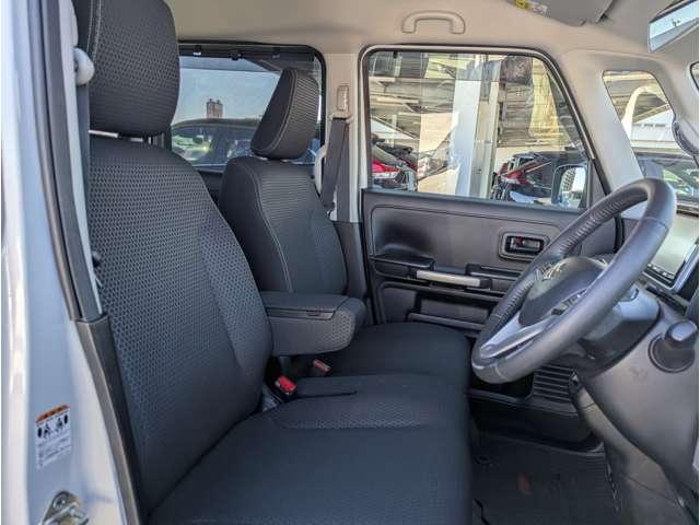 スペーシアギア ハイブリッドＸＺ　シートヒーター　ヘッドアップディスプレイ　アイストップ　ＶＳＡ　シートヒター　クルーズコントロール　パワーウインドウ　ＬＥＤ　ミュージックプレイヤー接続可　イモビライザー　ナビＴＶ　キーフリー　ＤＶＤ（7枚目）