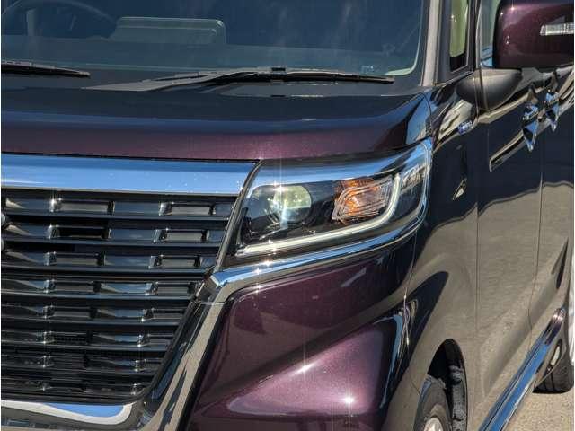 スペーシアカスタム ハイブリッドＧＳ　全周囲カメラ　ヘッドアップディスプレイ　ア　前後誤発進抑制機能　ＥＳＰ　シートＨ　イモビライザー　クルコン　運転席助手席エアバック　スマートキー　サイドエアバッグ　アルミホイール　フルフラットシート（18枚目）