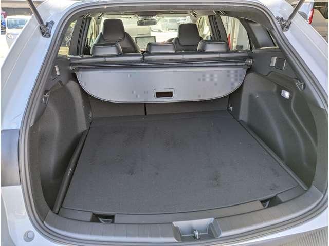 カローラツーリング アクティブスポーツ　ＥＴＣ　シートヒーター　ステアリングヒーター　オートクルーズコントロール　アルミホイール　クリアランスソナー　ナビ＆ＴＶ　地デジ　Ｂカメラ　スマートキー　盗難防止装置　キーレス　ＥＴＣ　メモリーナビ（10枚目）