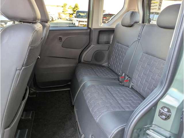 デリカミニ Ｔ　ＥＴＣ　シートヒーター　バックカメラ　Ｂｌｕｅｔｏｏｔ　エアコン　キーフリー　Ｂカメラ　前席シートヒーター　ＥＴＣ　ｉストップ　クリアランスソナー　スマートキー　エアバッグ　盗難防止　ベンチシート（8枚目）