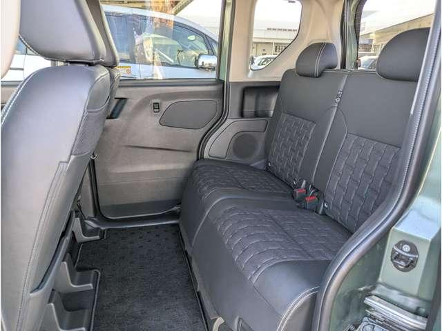 デリカミニ Ｔ　ＥＴＣ　バックカメラ　Ｂｌｕｅｔｏｏｔｈ　電動スライド　エアコン　キーフリー　Ｂカメラ　前席シートヒーター　ＥＴＣ　ＬＥＤヘッドライト　ｉストップ　クリアランスソナー　スマートキー　エアバッグ　ターボ（8枚目）