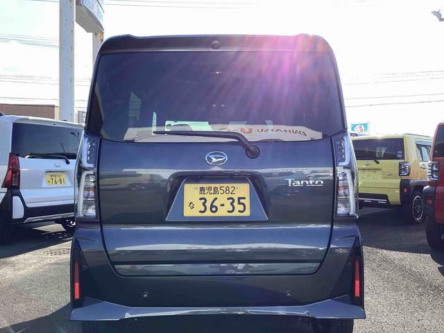 タント カスタムX インパネシフト プッシュスタートスイッチ 電子カードキー 電動パーキングブレーキ シートヒーター 衝突軽減ブレーキ 車線逸脱防止 アルミホイール ABS(3枚目)