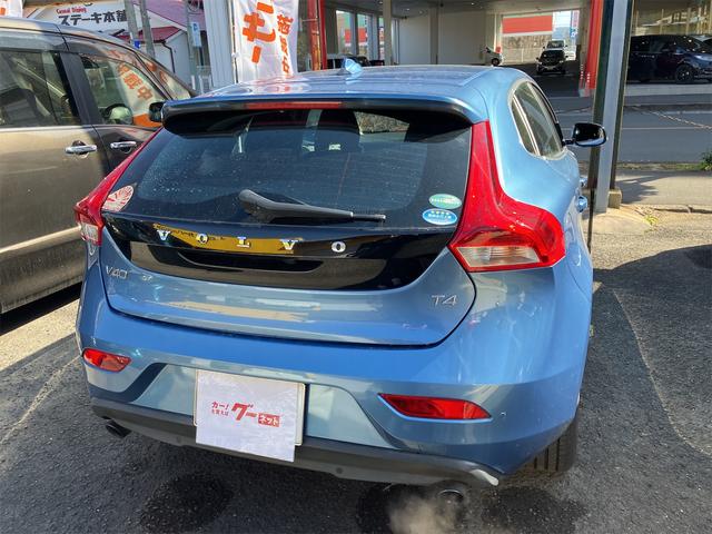 Ｖ４０ Ｔ４　ＥＴＣ　バックカメラ　ナビ　オートクルーズコントロール　アルミホイール　オートライト　キーレスエントリー　ＡＴ　盗難防止システム　ＡＢＳ　ＣＤ　ＵＳＢ　エアコン　パワーステアリング（14枚目）