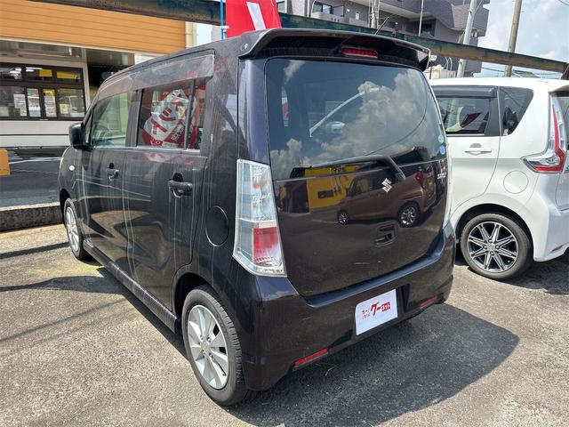 ワゴンＲスティングレー Ｘ　ＨＩＤ　スマートキー　電動格納ミラー　ベンチシート　ＣＶＴ　盗難防止システム　ＡＢＳ　ＣＤ　アルミホイール　衝突安全ボディ　エアコン　パワーステアリング（18枚目）