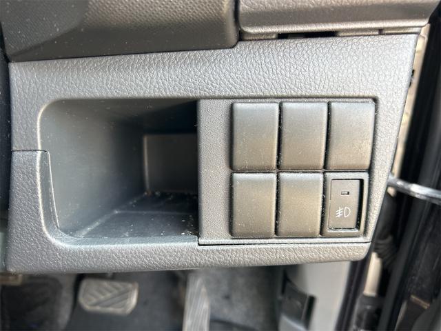 ワゴンＲスティングレー Ｘ　ＨＩＤ　スマートキー　電動格納ミラー　ベンチシート　ＣＶＴ　盗難防止システム　ＡＢＳ　ＣＤ　アルミホイール　衝突安全ボディ　エアコン　パワーステアリング（38枚目）