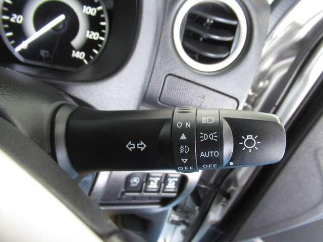 デイズルークス ６６０　ハイウェイスターＸ　助手席スライドアップシート　ナビ／ドラレコ／衝突軽減ブレーキ（9枚目）