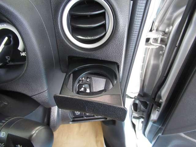 デイズルークス ６６０　ハイウェイスターＸ　助手席スライドアップシート　ナビ／ドラレコ／衝突軽減ブレーキ（10枚目）