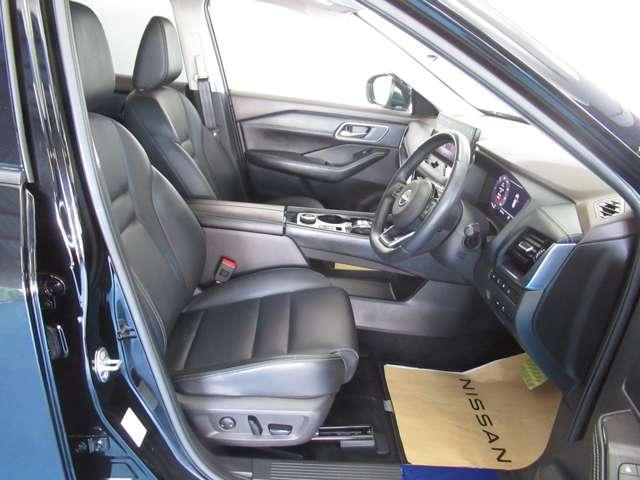 エクストレイル １．５　Ｇ　ｅ－４ＯＲＣＥ　４ＷＤ　ナビ／プロパイロット／衝突軽減ブレーキ　寒冷地仕様　ＬＥＤヘッドランプ　ナビＴＶ　スマートキー　レーダークルーズ　ＬＫＡ　キーフリー　ＥＴＣ　４ＷＤ　アルミホイール　メモリーナビ　バックカメラ　サイドカメラ　盗難防止システム　オートエアコン（11枚目）