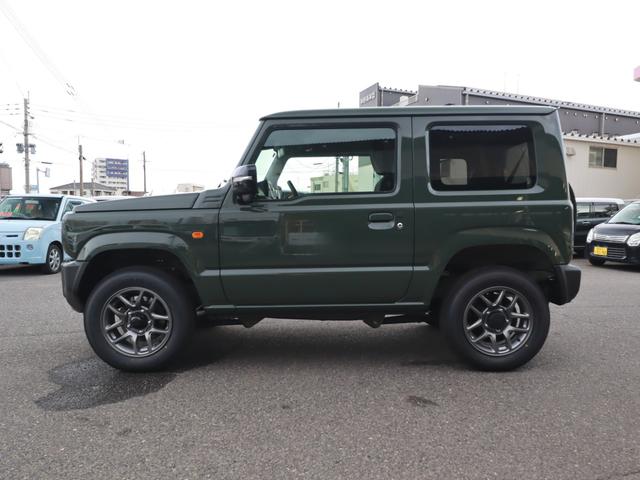 ジムニー ＸＣ　８インチナビＴＶハイマウントＢカメラＢＴ　Ｐスタート　ステアリモコン　リアＰセンサー　ＬＥＤライト　フォグ　アルミ　コーティング＆マット＆バイザー付（6枚目）