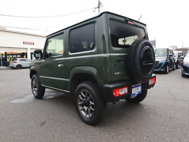 ジムニー ＸＣ　８インチナビＴＶハイマウントＢカメラＢＴ　Ｐスタート　ステアリモコン　リアＰセンサー　ＬＥＤライト　フォグ　アルミ　コーティング＆マット＆バイザー付（10枚目）