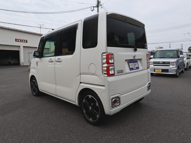 ピクシスメガ Ｇターボ　レジャーエディションＳＡＩＩ　ナビフルセグＴＶ後カメラＢＴ　ドラレコ前後　Ｐスタート　両側電動スライド　ＬＥＤライト＆フォグ　バッテリー新品（10枚目）