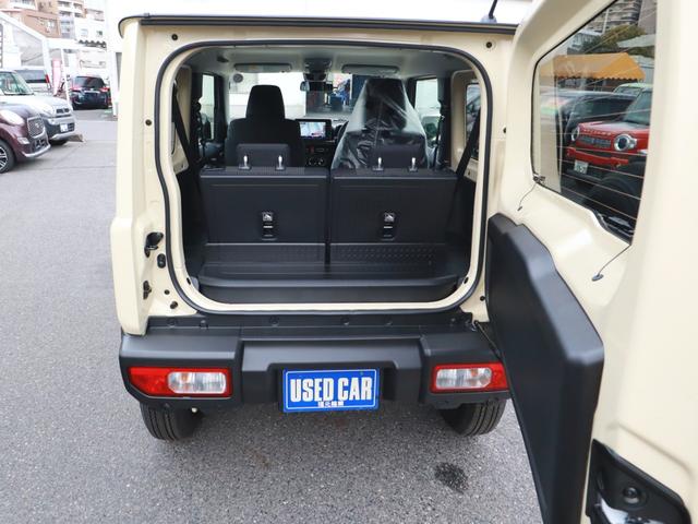 ジムニー ＸＣ　８インチナビＴＶハイマウントＢカメラＢＴ　Ｐスタート　ステアリモコン　リアＰセンサー　ＬＥＤライト　フォグ　アルミ　コーティング＆マット＆バイザー付（19枚目）