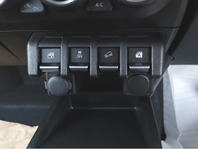 ジムニー ＸＣ　８インチナビＴＶハイマウントＢカメラＢＴ　Ｐスタート　ステアリモコン　リアＰセンサー　ＬＥＤライト　フォグ　アルミ　コーティング＆マット＆バイザー付（32枚目）