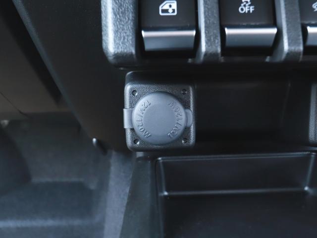 ジムニー ＸＣ　８インチナビＴＶハイマウントＢカメラＢＴ　Ｐスタート　ステアリモコン　リアＰセンサー　ＬＥＤライト　フォグ　アルミ　コーティング＆マット＆バイザー付（33枚目）