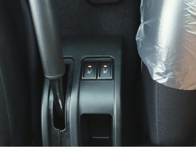 ジムニー ＸＣ　８インチナビＴＶハイマウントＢカメラＢＴ　Ｐスタート　ステアリモコン　リアＰセンサー　ＬＥＤライト　フォグ　アルミ　コーティング＆マット＆バイザー付（36枚目）