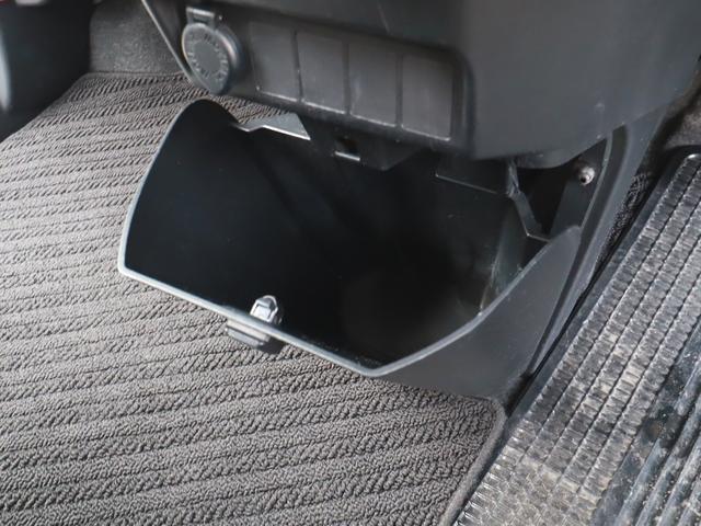 ルーミー カスタムG ナビフルセグTV後カメラBT DVD CD録音 ETC Pスタート 両電スラ ステアリモコン オートクルーズ LEDライト&フォグ アルミ(34枚目)