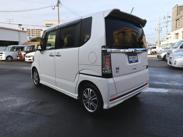 Ｎ－ＢＯＸカスタム Ｇ・Ｌパッケージ　ナビフルセグＴＶ後カメラＢＴ　ドラレコ前後　ＥＴＣ　Ｐスタート　ステアリモコン　電動スライド　ＨＩＤライト　フォグ　タイヤ４本新品（10枚目）