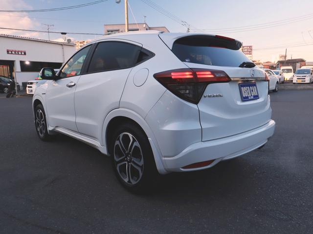 ヴェゼル ハイブリッドZ・ホンダセンシング 8インチナビTV後カメラBT ETC Pスタート パドルシフト レーダークルーズ シートヒーター LEDライト&フォグ(10枚目)