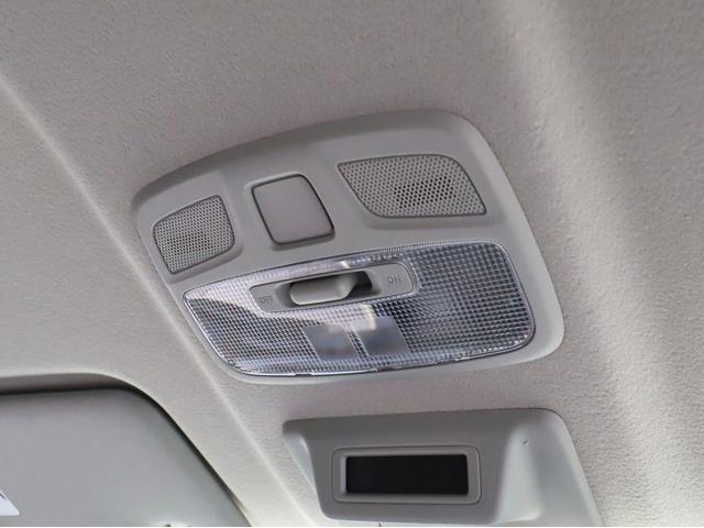 �n���Y�t���[�ʘb�p�}�C�N�ł���@���[�������v�ɓ������Ă���܂���@�ʘb���i�r��ʂ��ďo���܂���@����̉����̓X�s�[�J�[���畷�����܂��I