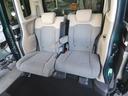リアシート 分割スライド機能付♪ 汚れの目立たないシート色です! 走行少ないのでシートキレイ車内キレイですよ! 禁煙車です! タバコ臭無し! オゾン発生器にて除菌・消臭済!