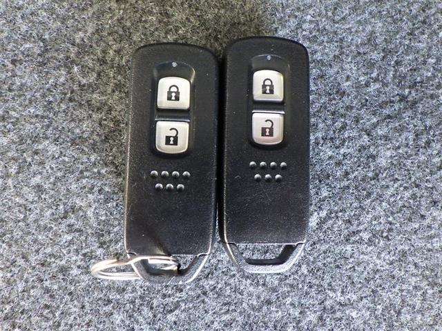 Ｎ－ＯＮＥ オリジナル　追突被害軽減ブレーキ　記録簿　オートクルーズコントロール　サイドエアバック　ＬＥＤライト　ＷＡＢ　Ｂカメラ　セキュリティ　エアバッグ　ＡＢＳ　横滑り防止装置　キーフリー　スマキー　フルオートエアコン（5枚目）