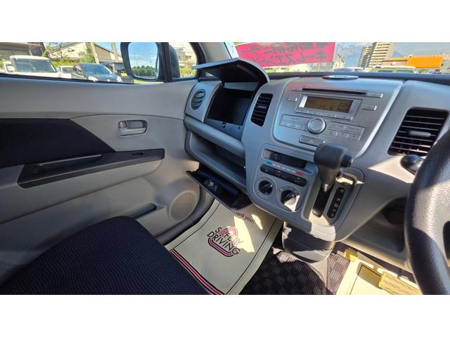 ワゴンＲ ＦＸ　純正コンポ　キーレス　電動格納ミラー（11枚目）