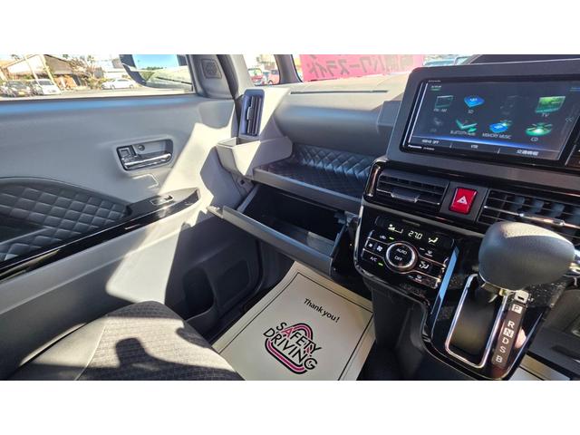 タント カスタムＸセレクション　純正ナビフルセグＴＶ　バックカメラ　両側パワースライドドア　プッシュスタート（20枚目）