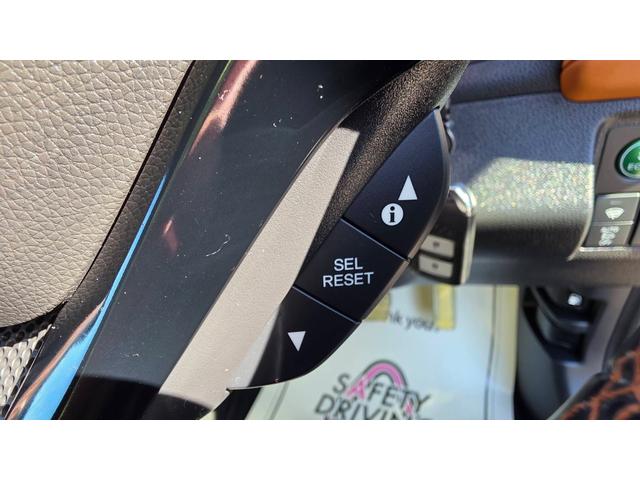 ヴェゼル ハイブリッドＺ・ホンダセンシング　純正８インチナビフルセグＴＶ　バックカメラ　ＥＴＣ　プッシュスタート（13枚目）