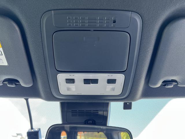 ノア Ｓｉ　ダブルバイビー　純正９型ナビ　フルセグ　全方位Ｍ　後席フリプダウン　ＥＴＣ　スマートキー　ＥＧプッシュ　両側電動スライドドア　後席ロールブラインド　ハーフレザーシート　ＬＥＤライト　衝突軽減　Ａハイビーム　１６ＡＷ（35枚目）