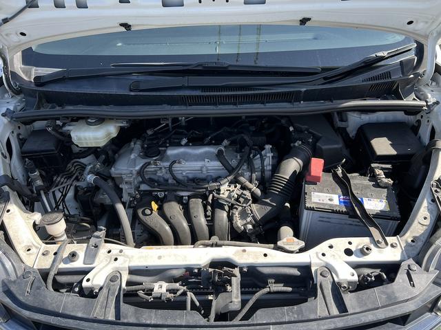 ノア Ｓｉ　ダブルバイビー　純正９型ナビ　フルセグ　全方位Ｍ　後席フリプダウン　ＥＴＣ　スマートキー　ＥＧプッシュ　両側電動スライドドア　後席ロールブラインド　ハーフレザーシート　ＬＥＤライト　衝突軽減　Ａハイビーム　１６ＡＷ（47枚目）