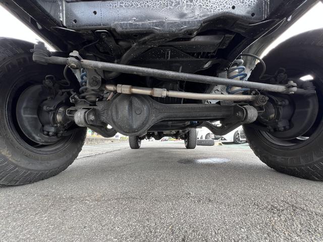 ランドクルーザープラド ＥＸワイド　全塗装車　３．０ディーゼルＴＢ　８人乗り　４ＷＤ　サンルーフ　２インチリフトアップ　社外ＨＤＤナビ　フルセグＴＶ　ＤＶＤ　Ｂカメラ　ＥＴＣ　リヤヒーター　ＬＥＤライト　ＬＥＤテール　社外１６インチＡＷ（48枚目）