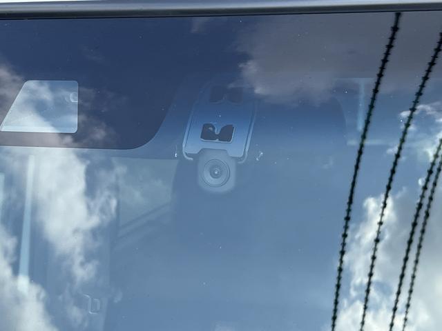 Ｎ－ＢＯＸカスタム Ｇ・Ｌホンダセンシング　純正８型インターナビ　フルセグＴＶ　ＤＶＤ　Ｂカメラ　アプルカプレイ　ＥＴＣ　スマートキー　ＥＧプッシュ　アイスト　左パワースライド　シートＨ　ＬＥＤライト　ＬＥＤフォグ　１４ＡＷ　衝突軽減　ドラレコ（13枚目）
