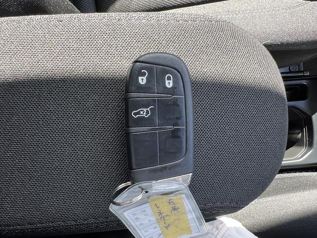 CHRYSLER JEEP JEEP RENEGADE LONGITUDE