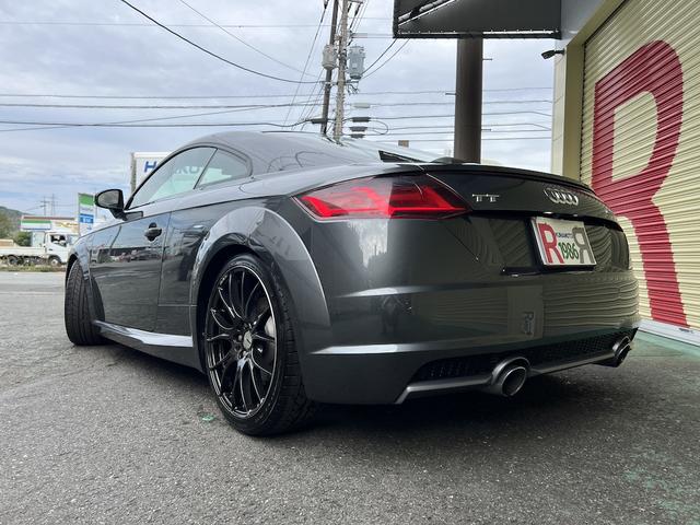 TTクーペ 2.0TFSI クワトロ SラインPKG 4WD 12.3型ナビ フルセグ Bカメラ ETC スマートキー アイスト クルコン ハーフレザーシート マトリクスLEDライト シーケンシャルウィンカー 社外19AW ダウンサス(7枚目)